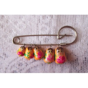 Babouchka broche